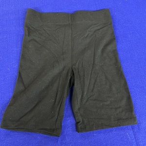 Forever 21 / Biker cotton black shorts /, never worn , size small